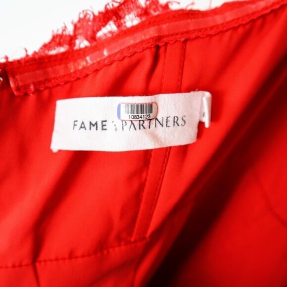 Fame & Partners Twilight Red Lace Gown $286 - Picture 10 of 10